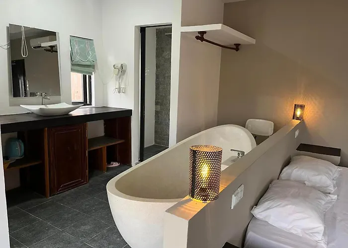 Angkor Hotel