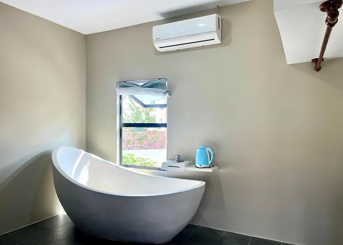 Hotel Angkor 4*