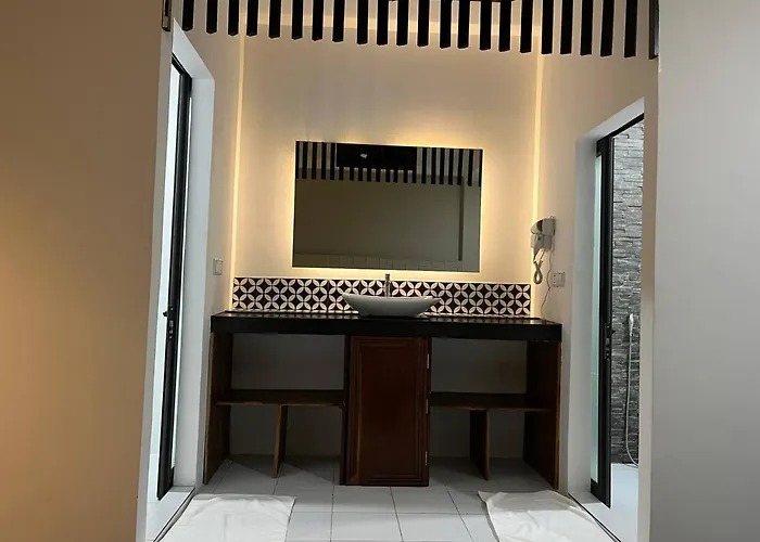 Angkor Hotel 4*